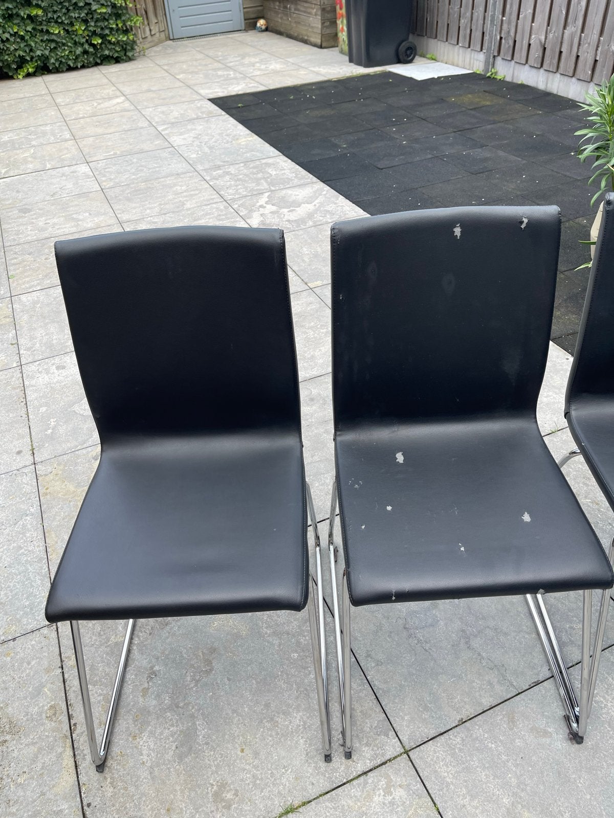 Ikea stoelen ideaal voor klushuis of bouwkeet, Ophalen, Gebruikt, Twee, Zwart