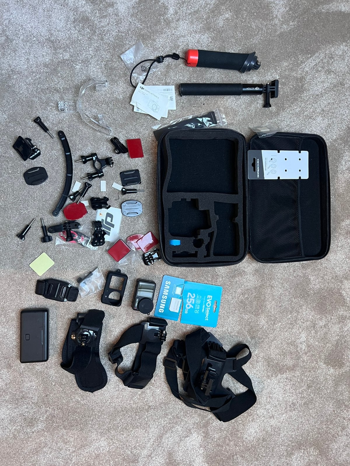 DJI Osmo Action 4 + accessoires – 256GB SD-kaart, Audio, Tv en Foto, Ophalen of Verzenden, Zo goed als nieuw, Overige merken