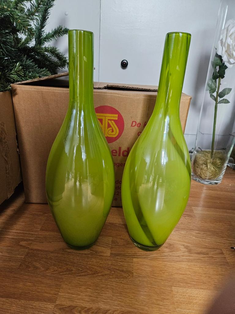 Groene vazen, Ophalen, Groen, Glas, 50 tot 75 cm