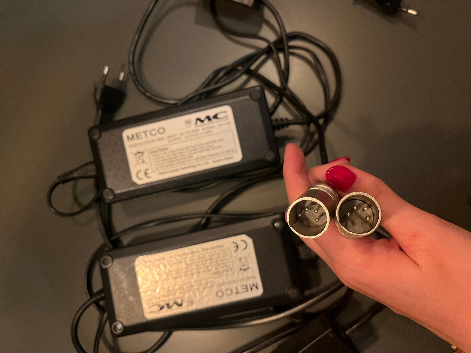 Multi cycle 4 pins accu laders, Fietsen en Brommers, Zo goed als nieuw