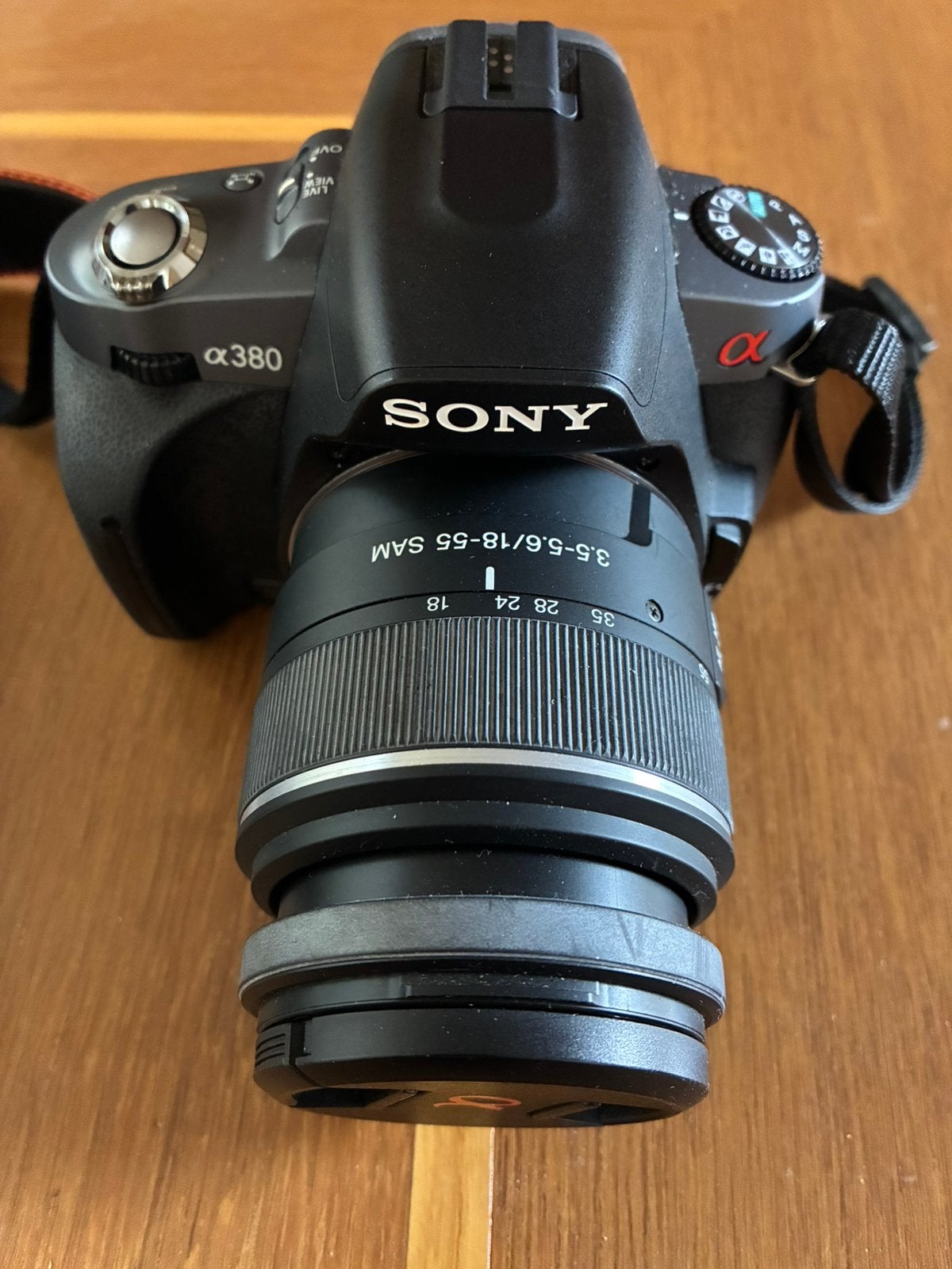 Sony Alpha 380 Cameraset, Audio, Tv en Foto, Ingebouwde flitser, Lensdop, Ophalen of Verzenden, Zo goed als nieuw