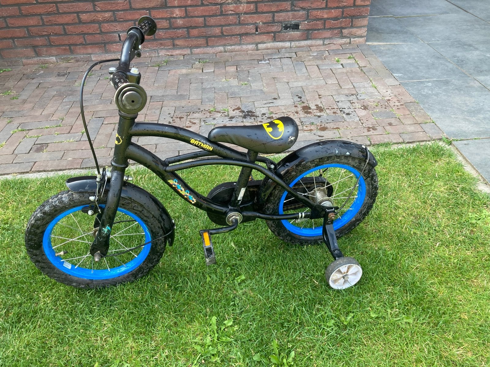 14 inch kinderfiets met zijwieltjes - Batman, Ophalen, Gebruikt, Minder dan 16 inch, Zijwieltjes