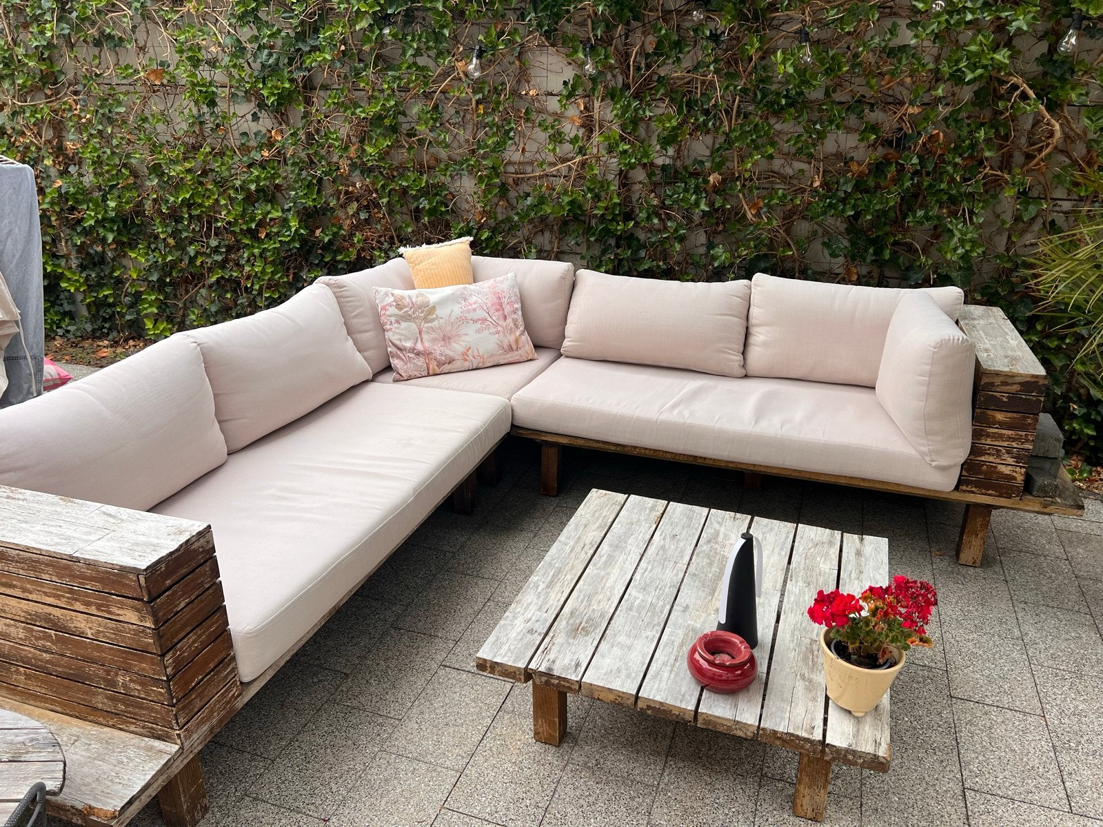 Houten loungeset met kussens en salontafel, Ophalen, Gebruikt, Meer dan 8 zitplaatsen, Loungeset