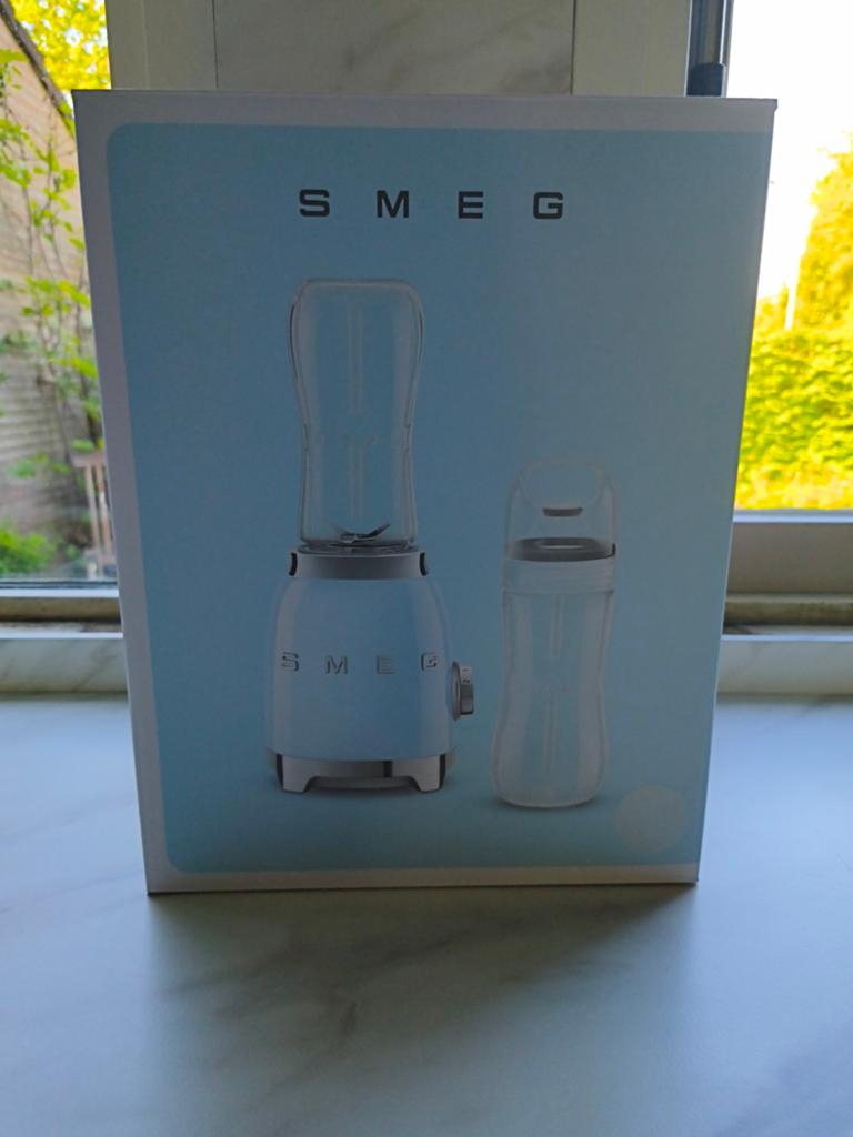 Smeg blender, nog nieuw in de doos., Witgoed en Apparatuur, Blenders, Ophalen, Blender