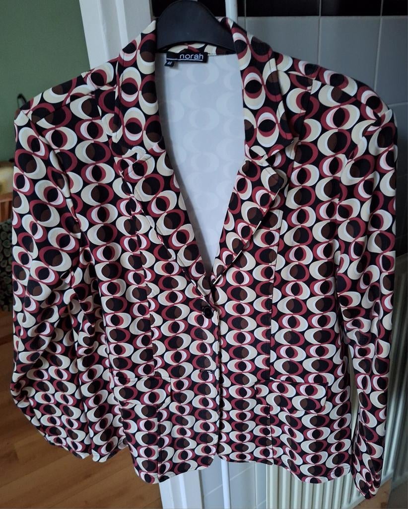 Blazer/ jasje van Norah in maat 46, Kleding | Dames, Jasjes, Kostuums en Pakken, Overige kleuren, Ophalen of Verzenden, Zo goed als nieuw
