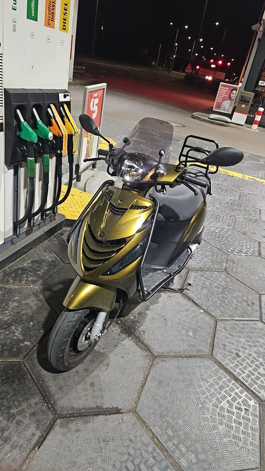Piaggio Zip. euro 5 4 tak  2024 model Goed Onderhouden, Ophalen, Gebruikt, Benzine, Zip