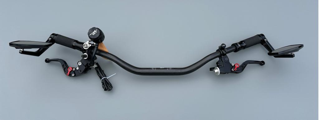 Triumph Speed triple 1050 carbon stuur compleet, Gebruikt, Niet ingevuld, Niet ingevuld, Ophalen