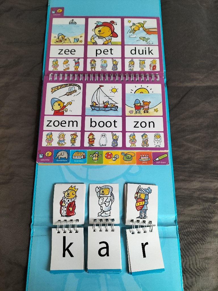 RomPomPom woordenmaker ( 4 - 6 jaar ), Ophalen of Verzenden, Zo goed als nieuw, Jongen of Meisje, Fictie algemeen
