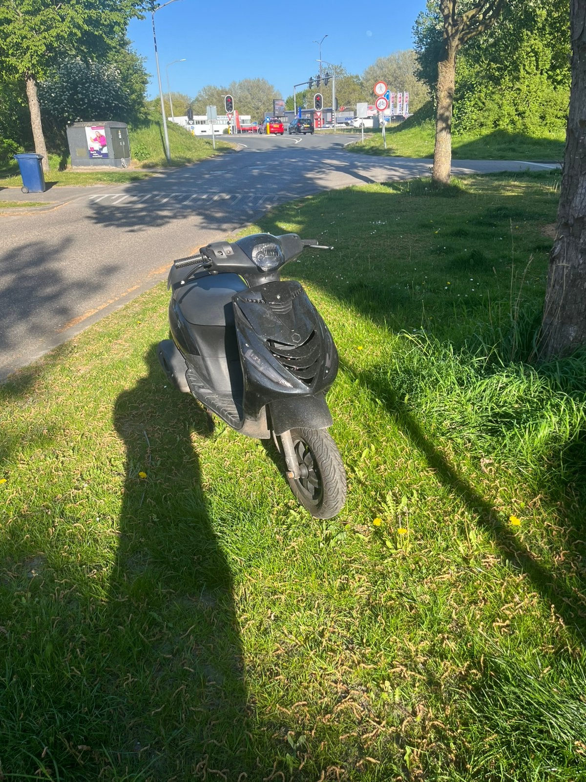 Piaggio zip, Fietsen en Brommers, Scooters | Piaggio, Ophalen of Verzenden, Zo goed als nieuw, Benzine, Zip