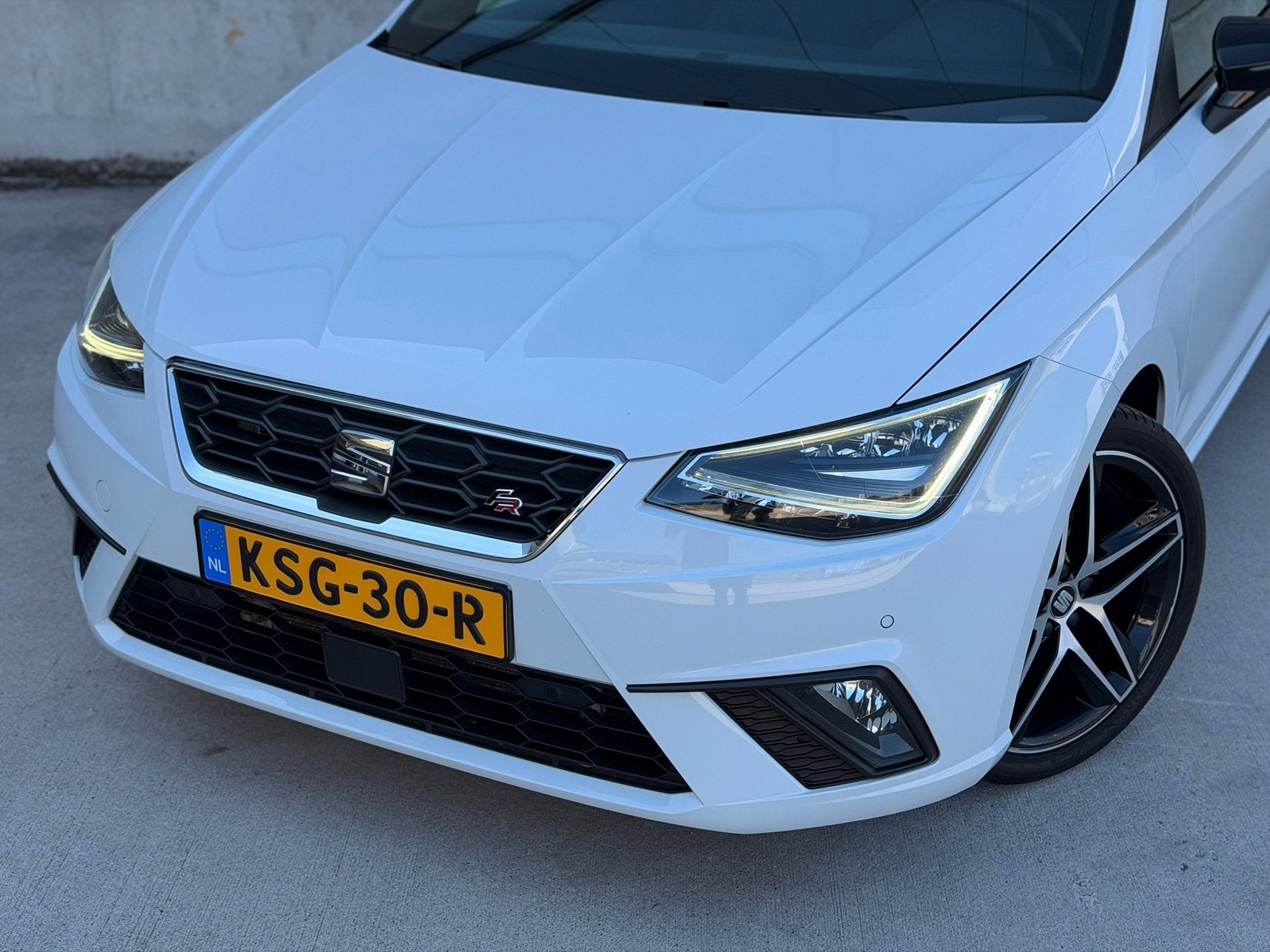 SEAT Ibiza 1.0 TSI FR DSG Camera Beats LED Carplay Keyless, Gebruikt, 580 kg, 1072 kg, 116 pk