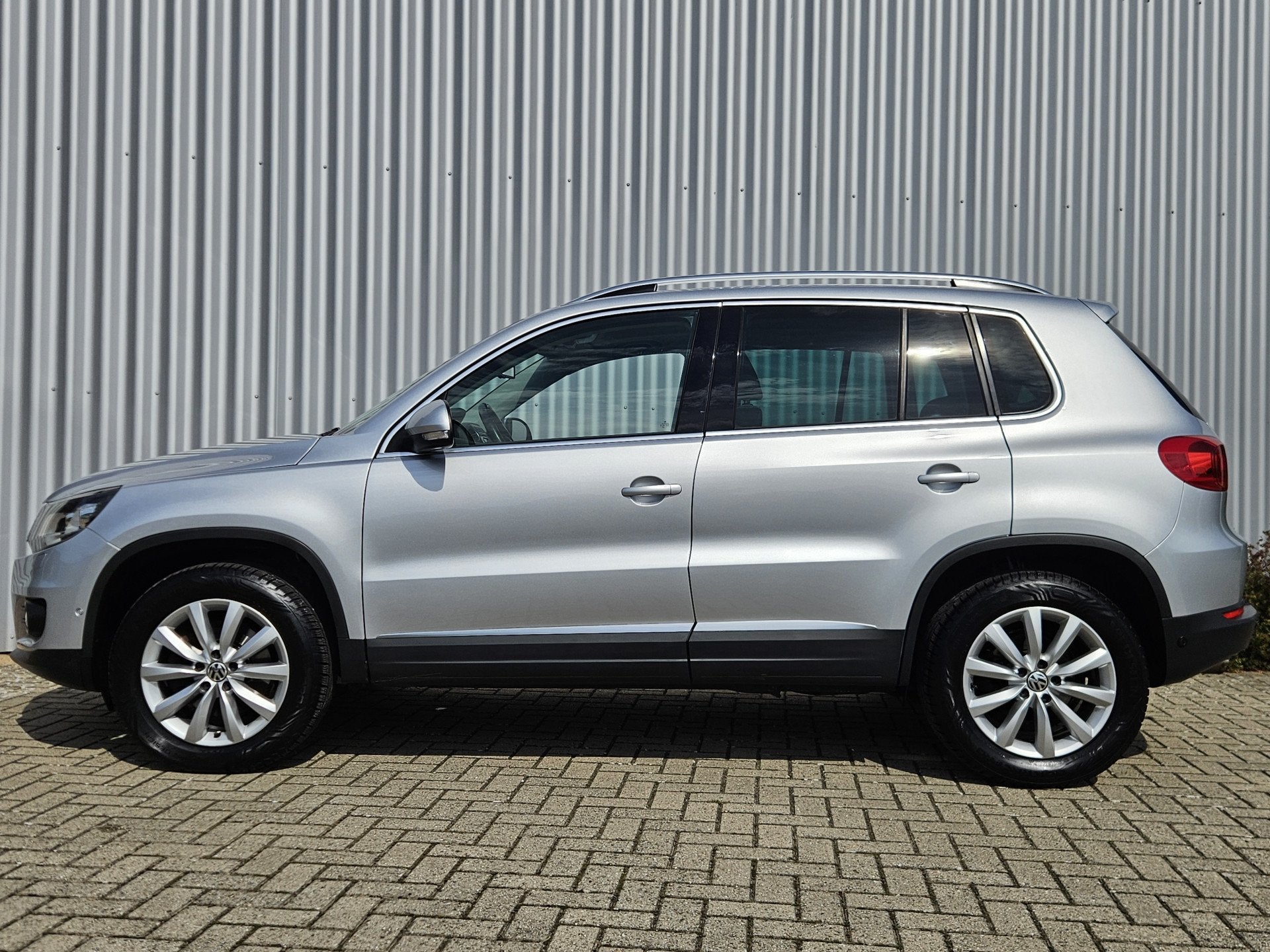 Volkswagen Tiguan 2.0 TDI 4Motion /Automaat/Dealer Onderhoud, Auto's, Automaat, Gebruikt, 4 cilinders, Automatische klimaatregeling