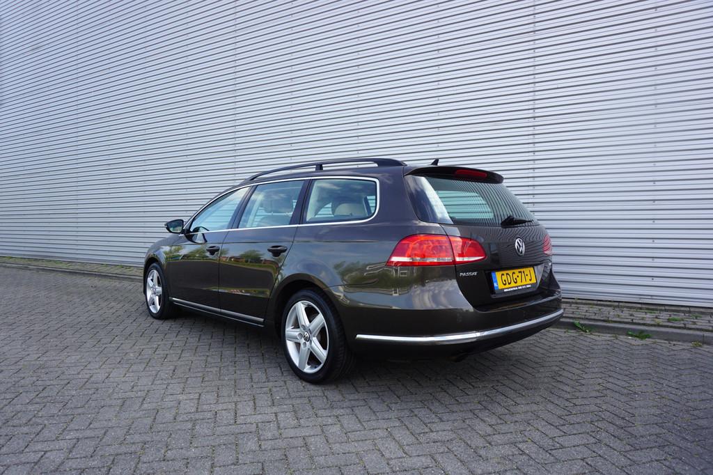 Volkswagen Passat Variant 1.4 TSI Highline BlueMotion AUTOMA, Auto's, Volkswagen, Euro 5, Stof, Gebruikt, Beige