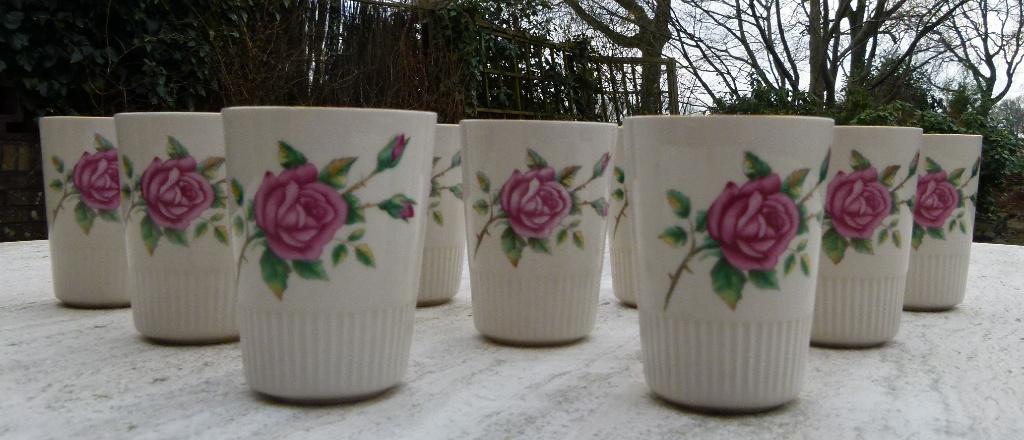 2 Sets van 6 Super Mooie Rozen Bekers met Roos en Roosjes, Overige typen, Nieuw, Ophalen of Verzenden, Wedgwood