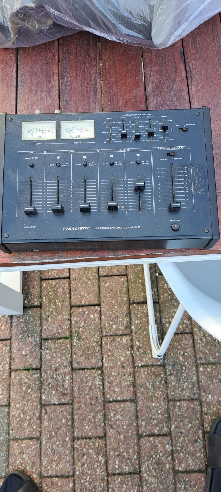 Realistic Stereo Mixing Console - Vintage Mixer, Ophalen of Verzenden, Gebruikt, Minder dan 5 kanalen, Microfooningang