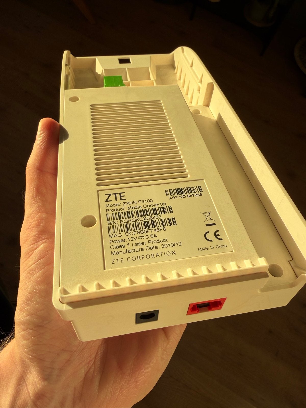 ZTE ZXHN F3100 Media Converter, Computers en Software, Ophalen of Verzenden, Zo goed als nieuw, Router