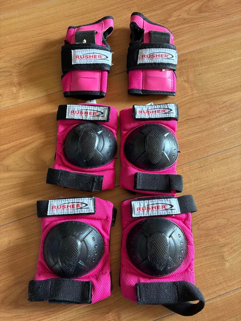 Roze beschermset voor kinderen (pols, elleboog, knie), Sport en Fitness, Skeelers, Overige merken, Verstelbaar, Kinderen, Ophalen of Verzenden
