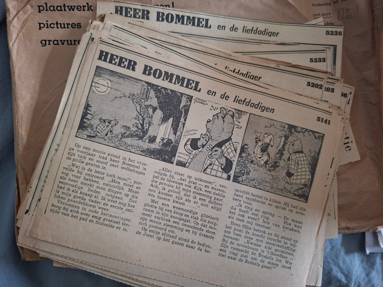 Enorme collectie krantenknipsels Heer Bommel en Tom Poes, Ophalen of Verzenden