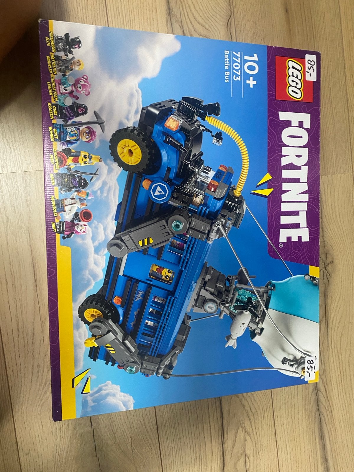 LEGO Fortnite Battle Bus (77073) - Compleet met doos en boek, Ophalen of Verzenden, Zo goed als nieuw