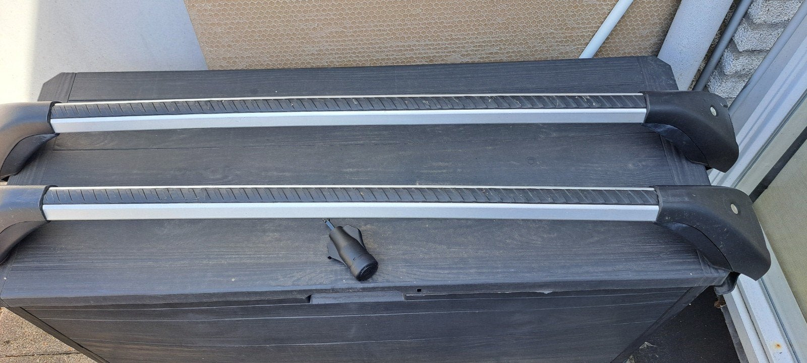 Volvo dakdragers met sleutel, Ophalen of Verzenden, Gebruikt