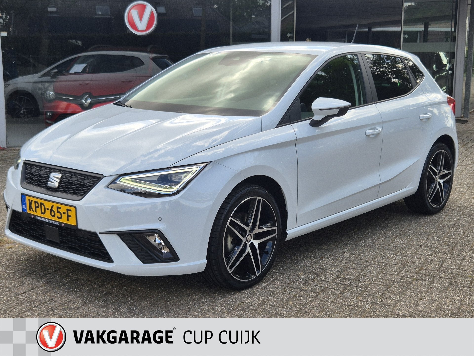 SEAT Ibiza 1.0 EcoTSI FR Anniversary 116PK Navigatie/Climate, Auto's, Voorwielaandrijving, Stof, Gebruikt, 580 kg