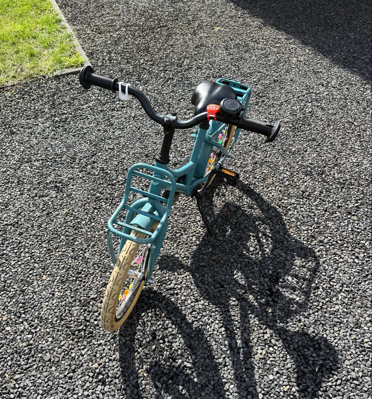 Leuke kinderfiets 16 inch inclusief zijwieltjes, Fietsen en Brommers, Ophalen, Gebruikt, Terugtraprem, 16 tot 20 inch
