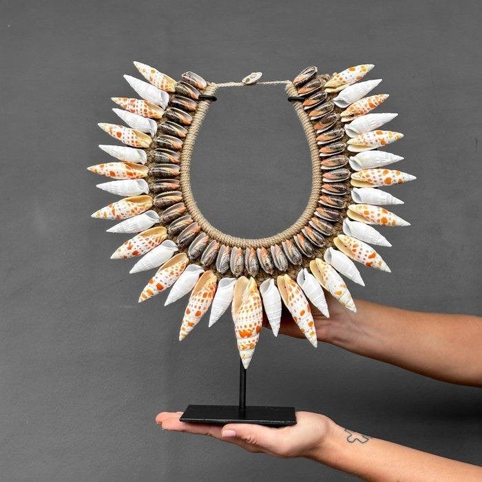 Decoratief ornament - Shell Necklace - Papoea-Nieuw-Guinea, Meerkleurig, Verzenden, Boho, Nieuw