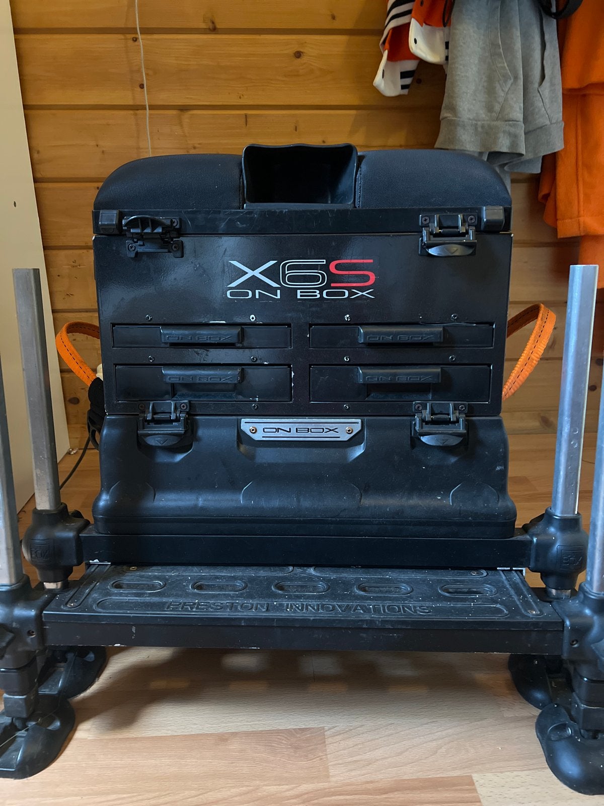 Preston Innovations OnBox X6S viskoffer/zitkist, Ophalen of Verzenden, Gebruikt, Koffer of Tas