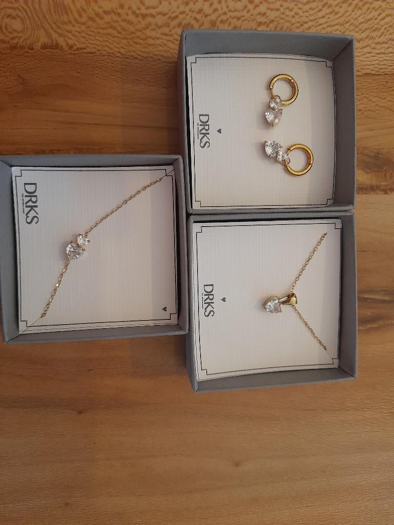 Sieraden set Drks, Ophalen of Verzenden, Nieuw, Goud, Overige materialen