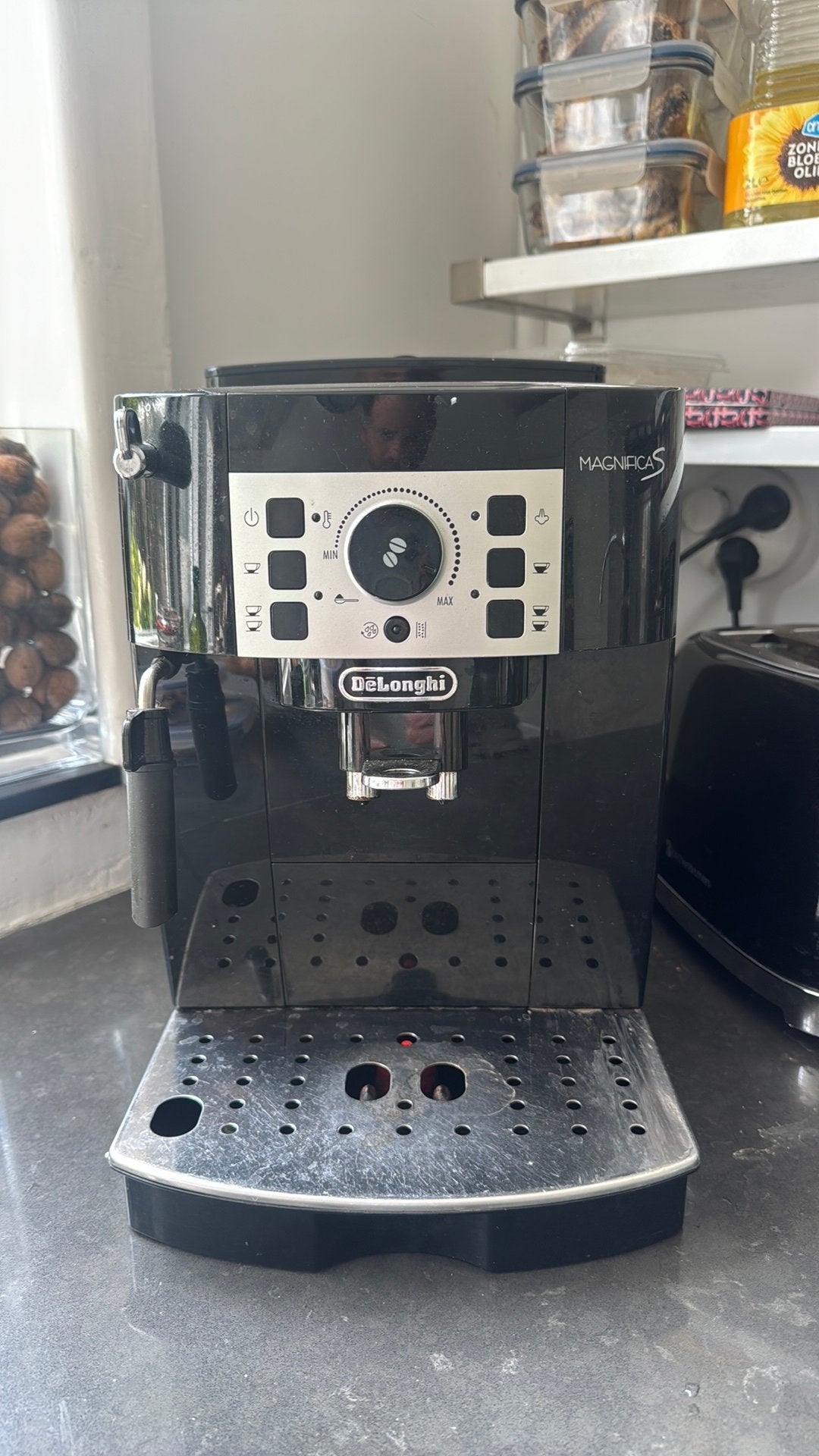 De'Longhi Magnifica S ECAM 22, Witgoed en Apparatuur, Koffiezetapparaten, Ophalen, Zo goed als nieuw, Espresso apparaat