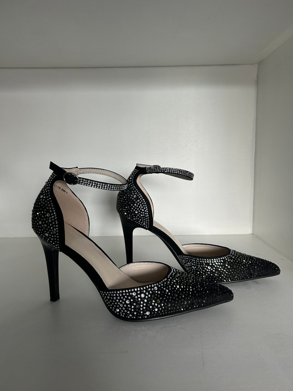 Glitter hakken, Kleding | Dames, Schoenen, Ophalen of Verzenden, Zo goed als nieuw, Zwart