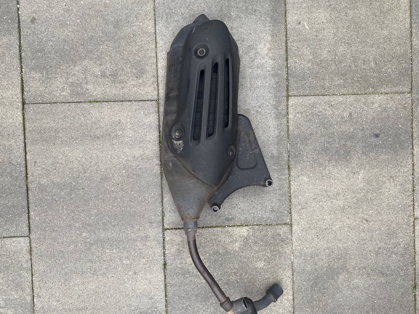 Orginele vespa uitlaat, Ophalen