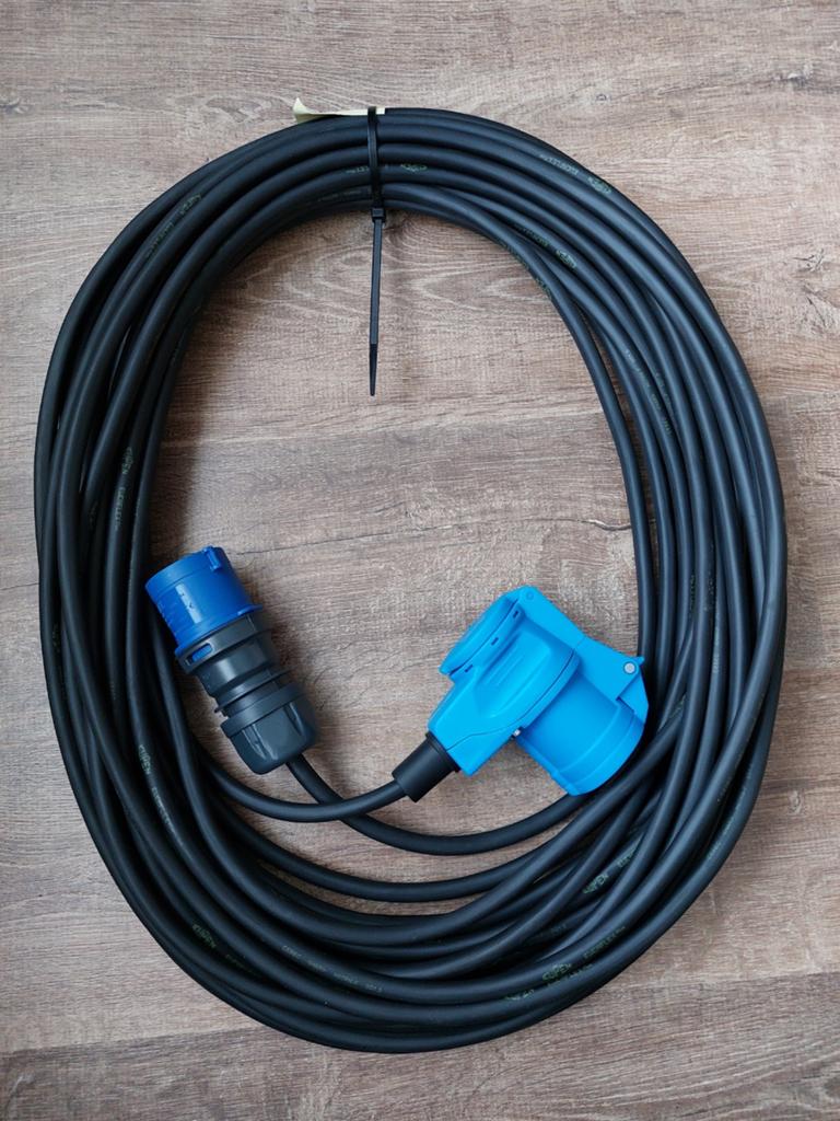 20m Eupen Neopreen H07RN-F 3x1,5mm2 Haakse CEE Verlengkabel, Ophalen of Verzenden