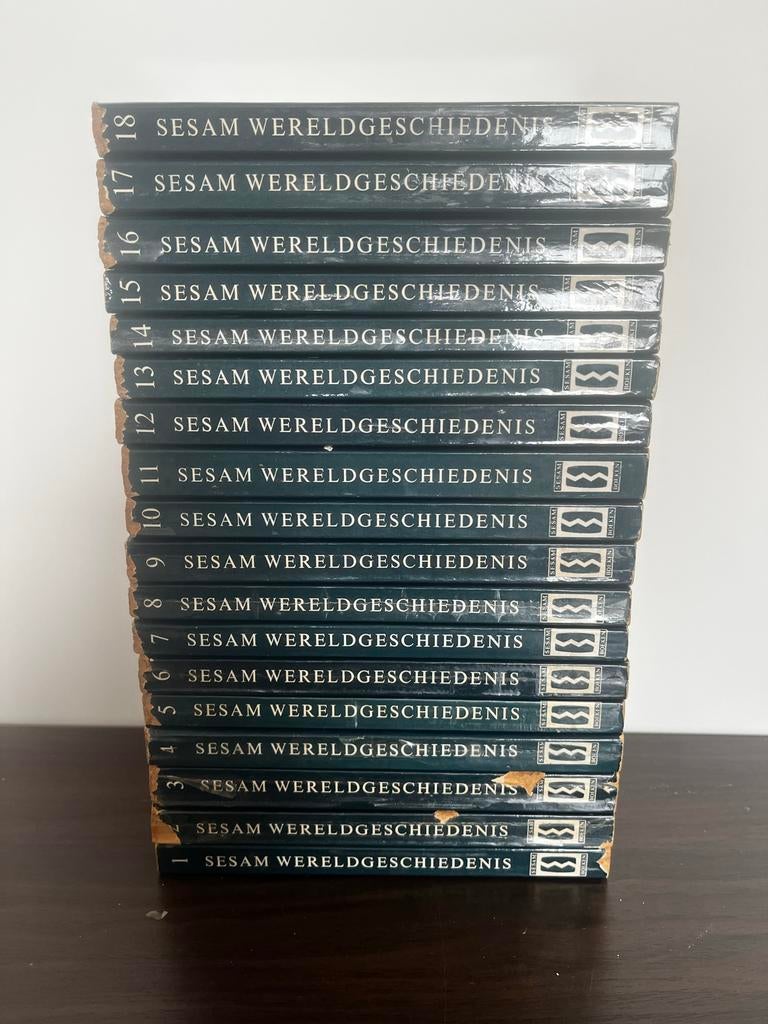 Sesam Wereldgeschiedenis - Complete set (18 delen), Boeken, Ophalen of Verzenden, 20e eeuw of later, Gelezen, Overige gebieden