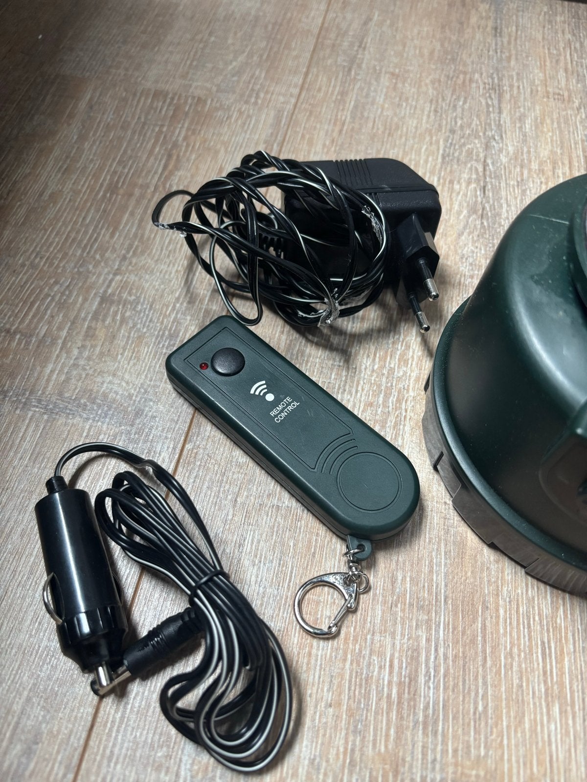 Vrijbuiter Campinglamp Vulcano met afstandsbediening, Ophalen of Verzenden, Gebruikt