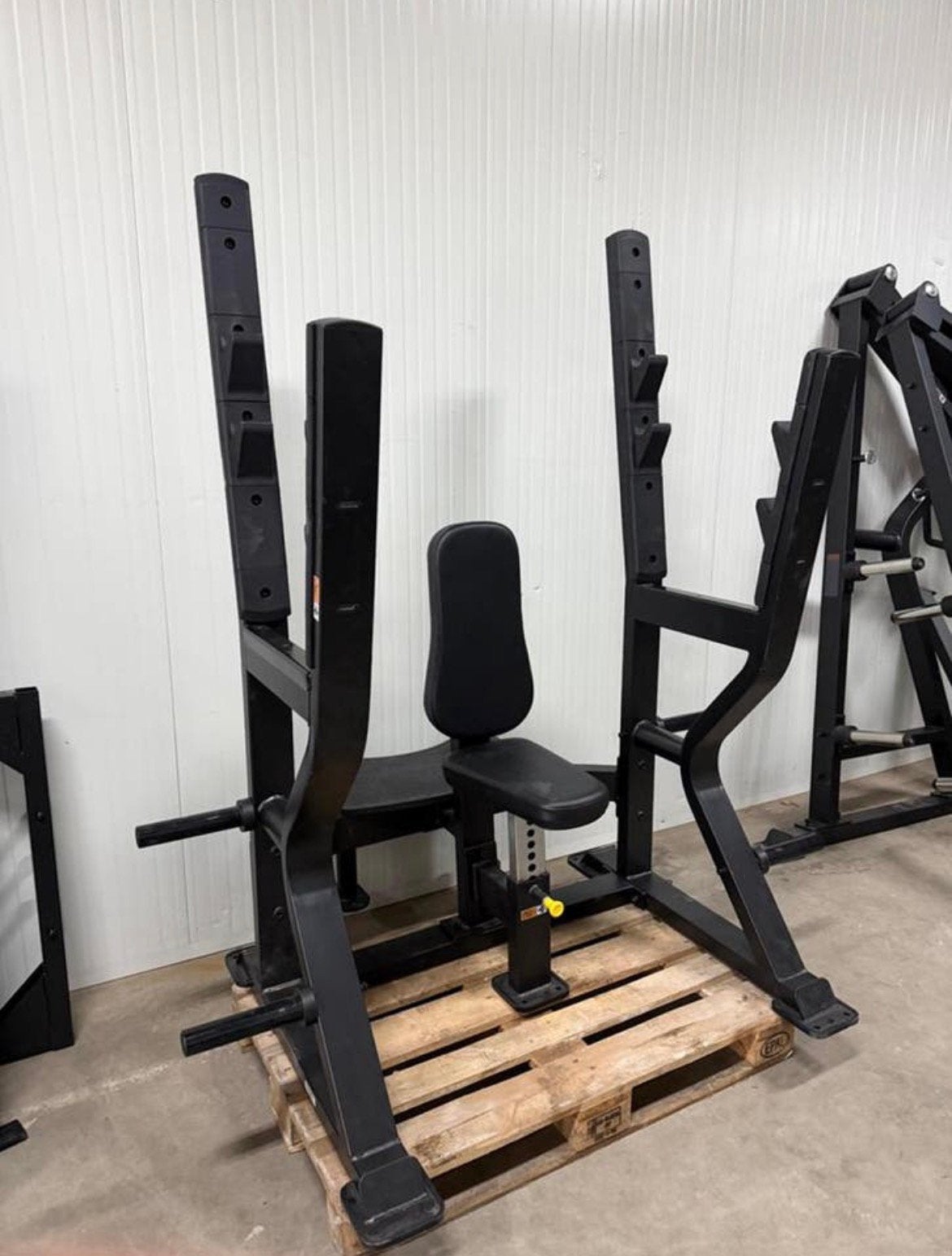 Sterling shoulderpress bench / free weight / Black, Ophalen, Benen, Gebruikt, -