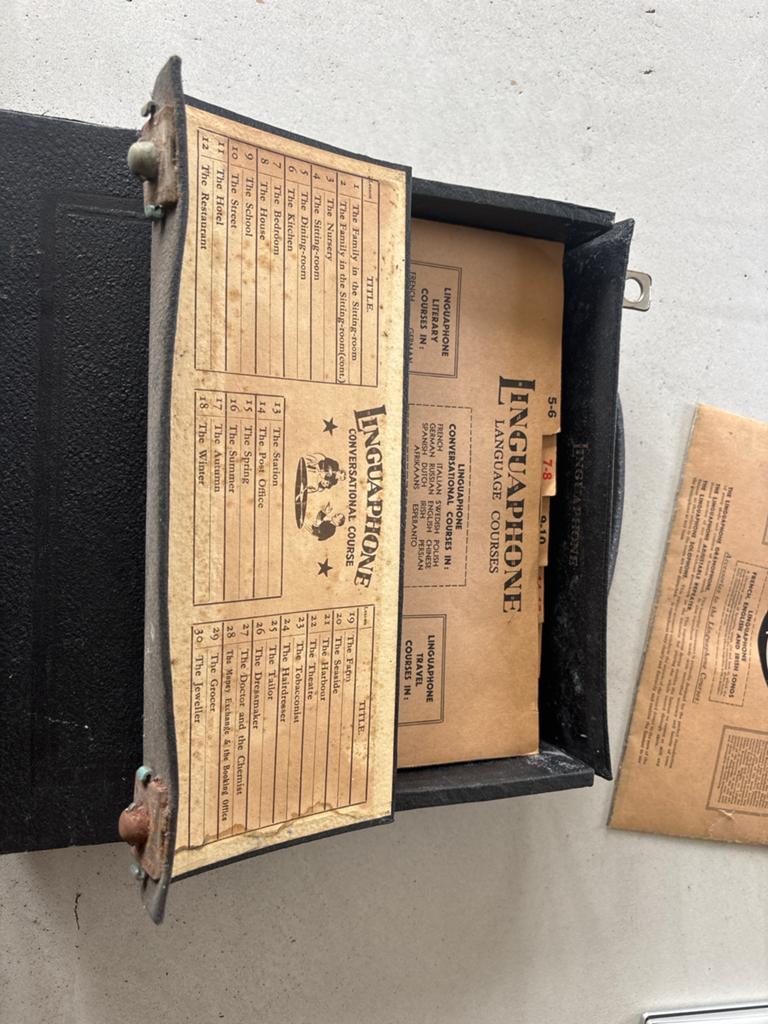 Vintage Linguaphone Conversational Course (Engels), Ophalen of Verzenden, Gelezen