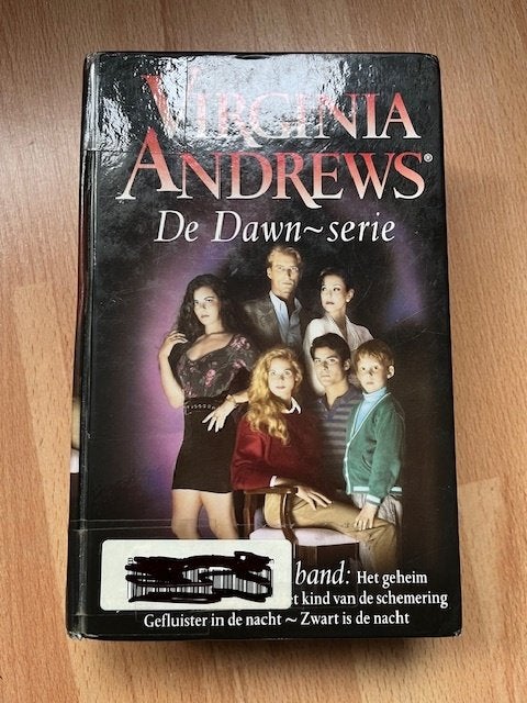 Virginia Andrews   (De Dawn Serie), Boeken, Ophalen of Verzenden, Gelezen, Virginia Andrews, Wereld overig