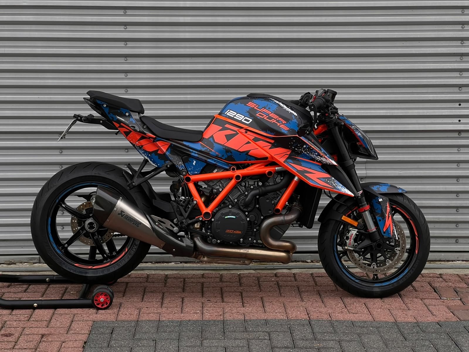KTM 1290 SuperDuke R |Akrapovic|Tech-Pack|Launch Control, Motoren, Traction Control, 1301 cc, Meer dan 35 kW, Toermotor