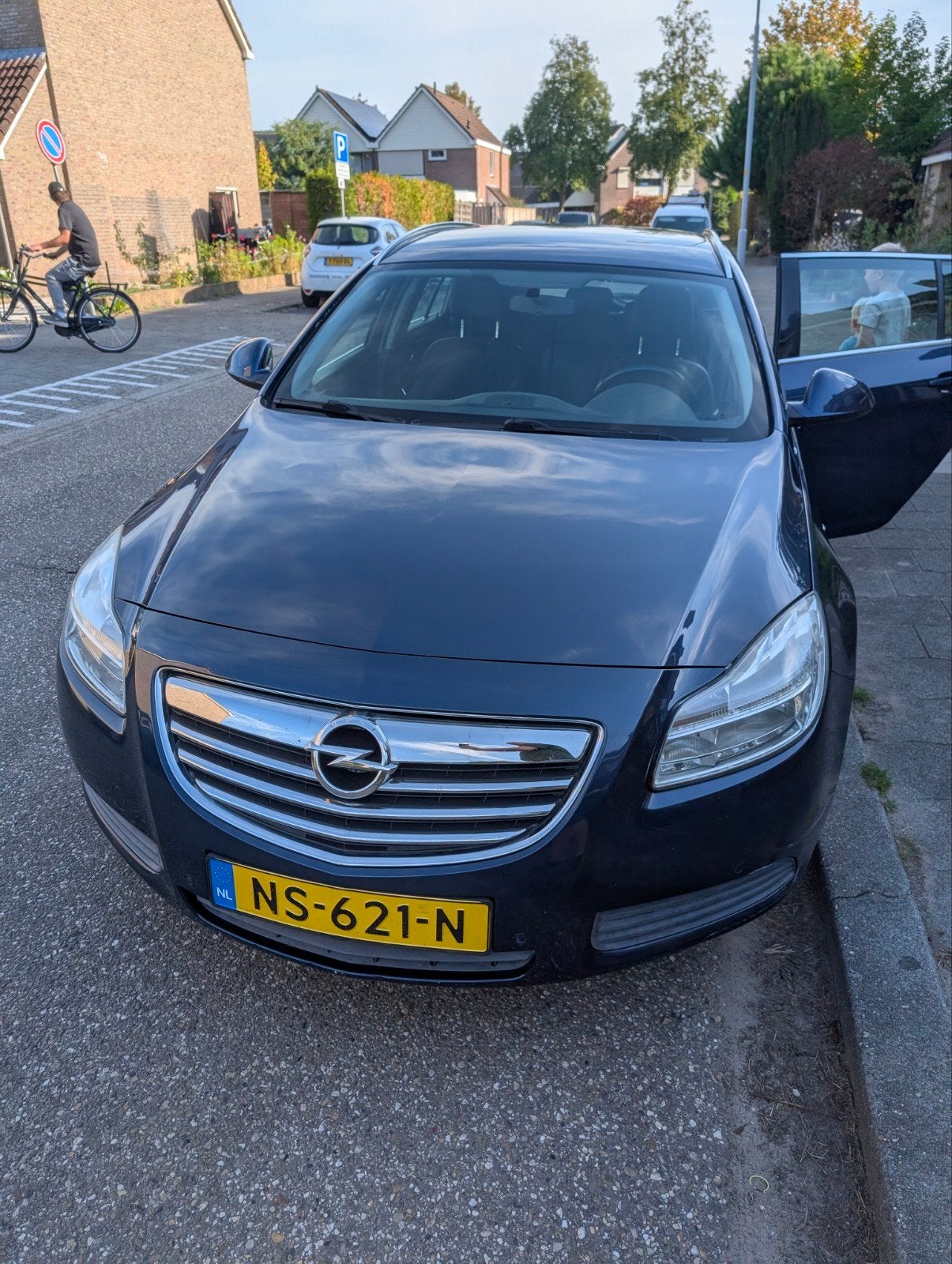 Opel insignia, Voorwielaandrijving, 4 cilinders, Blauw, Leder en Stof
