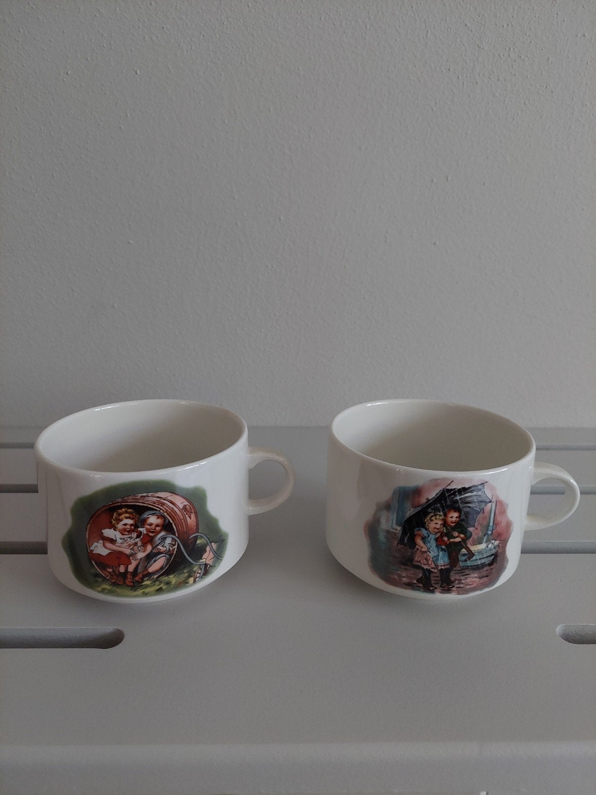 2 Villeroy & Boch Royco bekers met kindergedichtjes, Huis en Inrichting, Ophalen, Nieuw