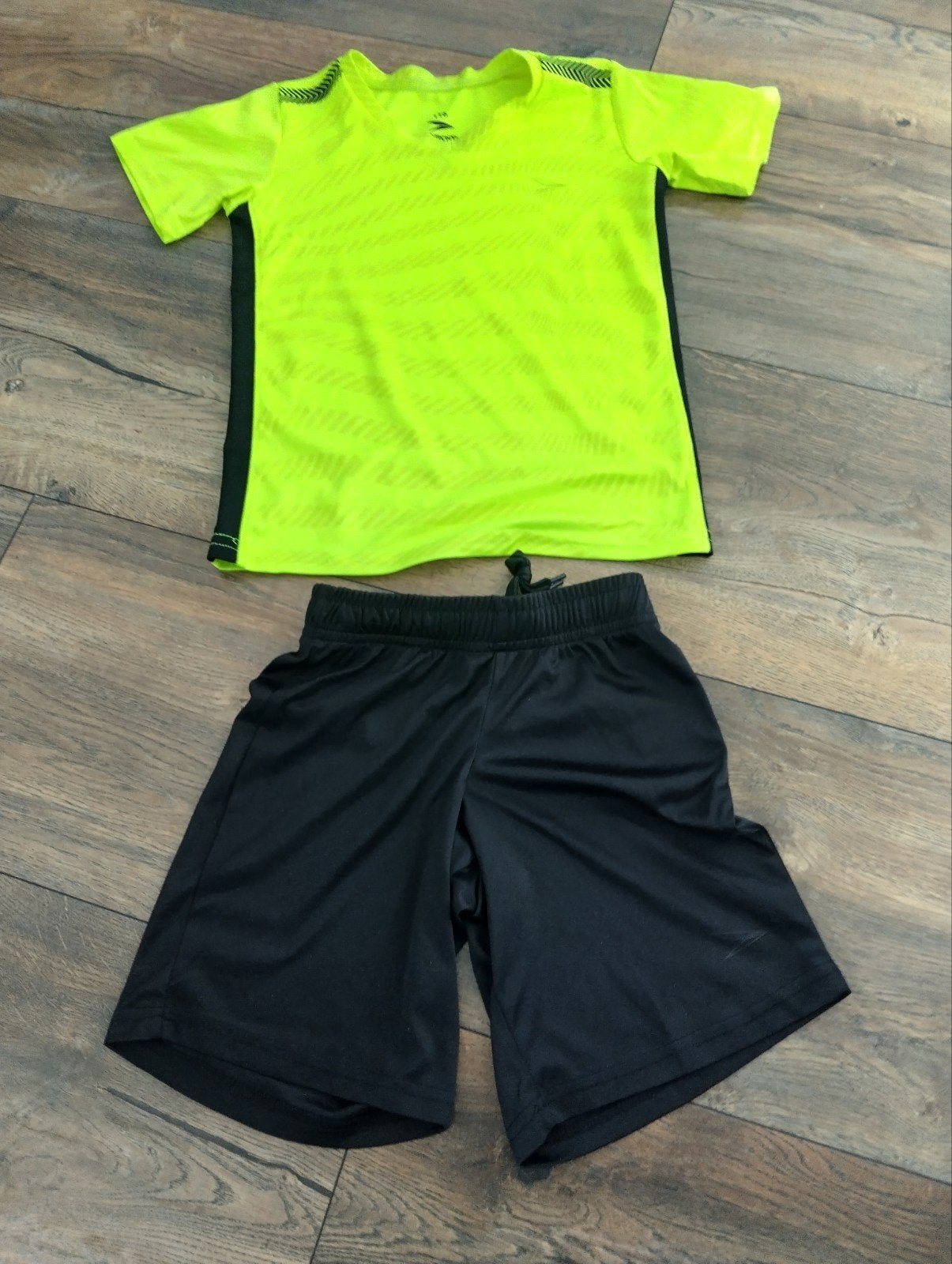 Dutchy sportkleding Jongen Maat 116 - Shirt en Broek, Gebruikt, Dutchy, Ophalen of Verzenden, Setje