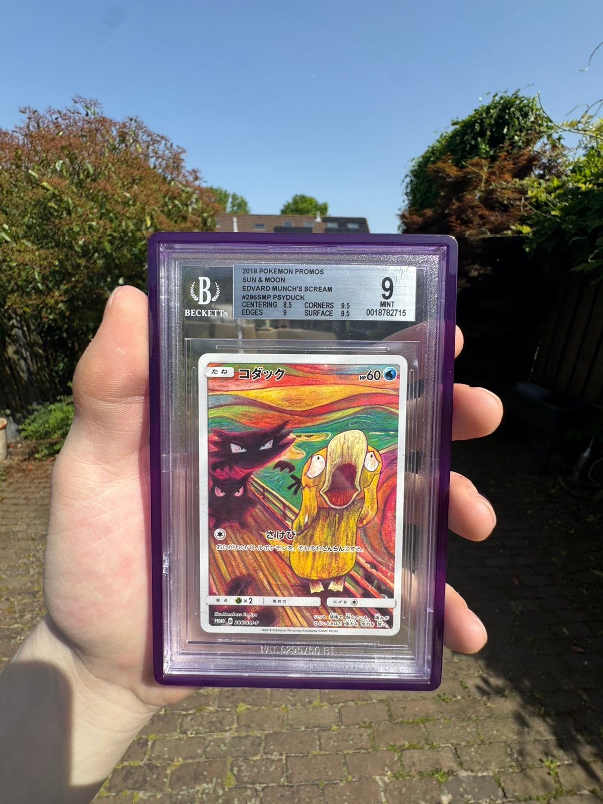 Pokemon Munch (Scream) - Psyduck - BGS 9, Ophalen of Verzenden, Nieuw, Losse kaart