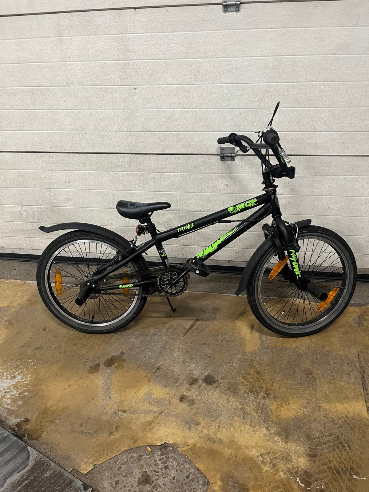 Vrijwel nieuwe complete 20 inch Freestyle BMX, Fietsen en Brommers, Ophalen, 16 tot 20 inch, Staal, Velgrem