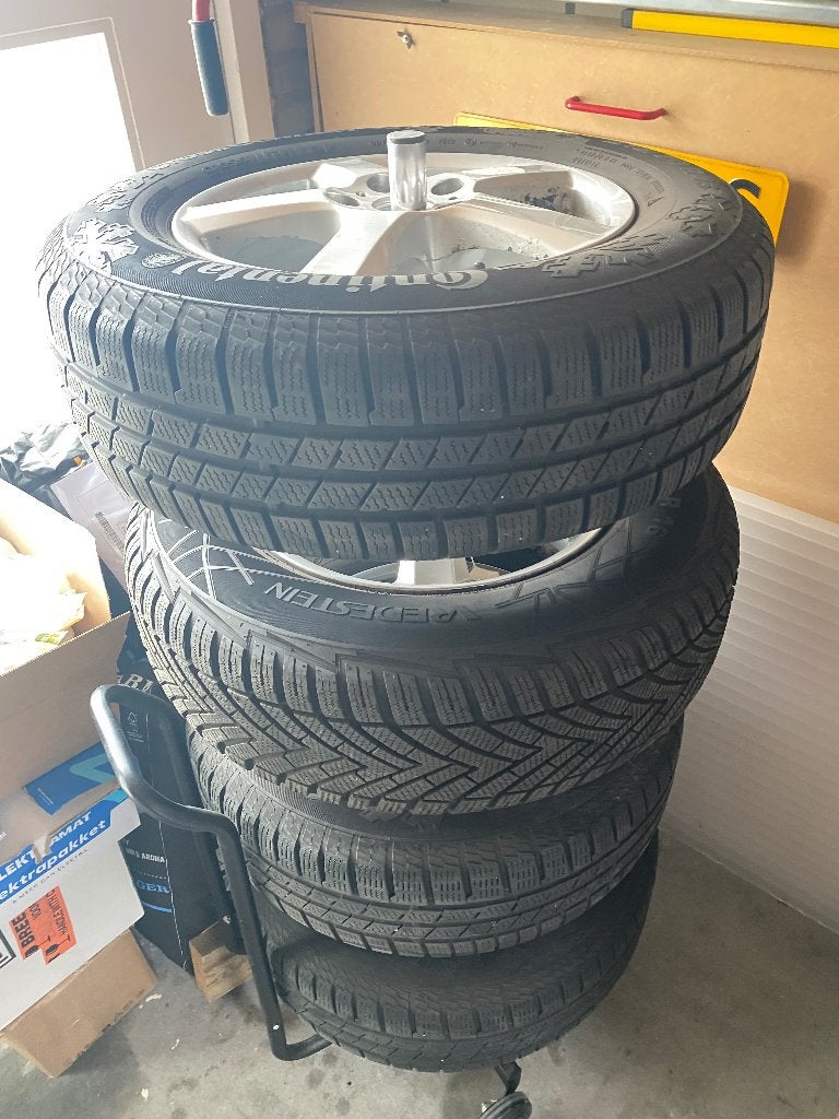 KIA SPORTAGE WINTERBANDEN MET VELG, Ophalen