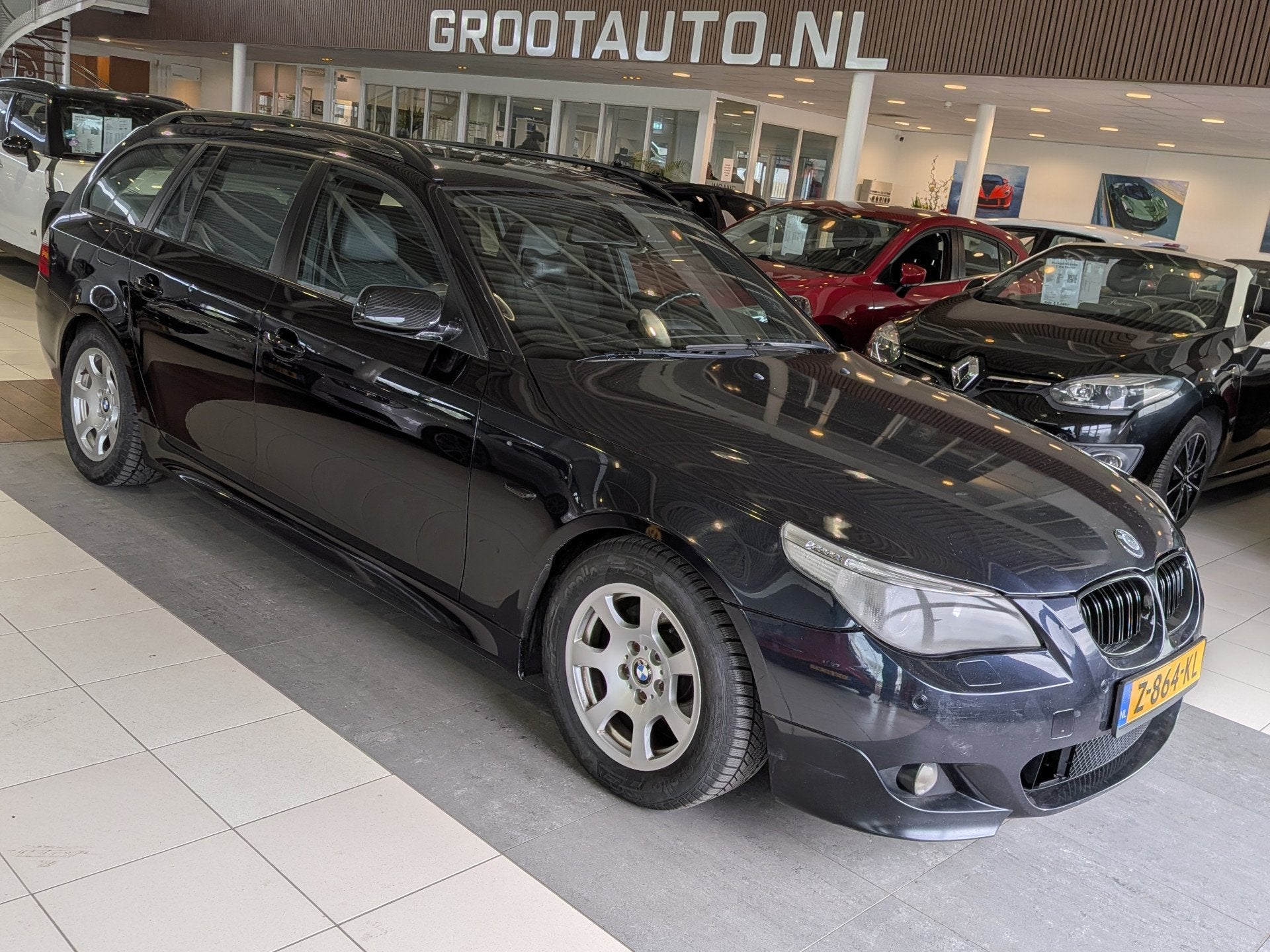 BMW 5 Serie Touring 523i Airco, Cruise Control, Stuurbekrach, Achterwielaandrijving, Gebruikt, Zwart, 2497 cc