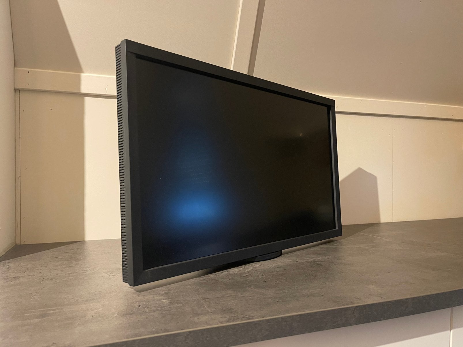 Foto 11 van EIZO ColorEdge CS2740 27 inch 4K monitor GEKALIBREERD