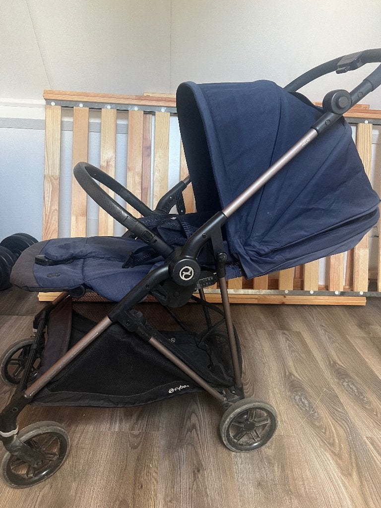 Cybex Melio Carbon Kinderwagen, Verstelbare duwstang, Zo goed als nieuw, Ophalen, Kinderwagen