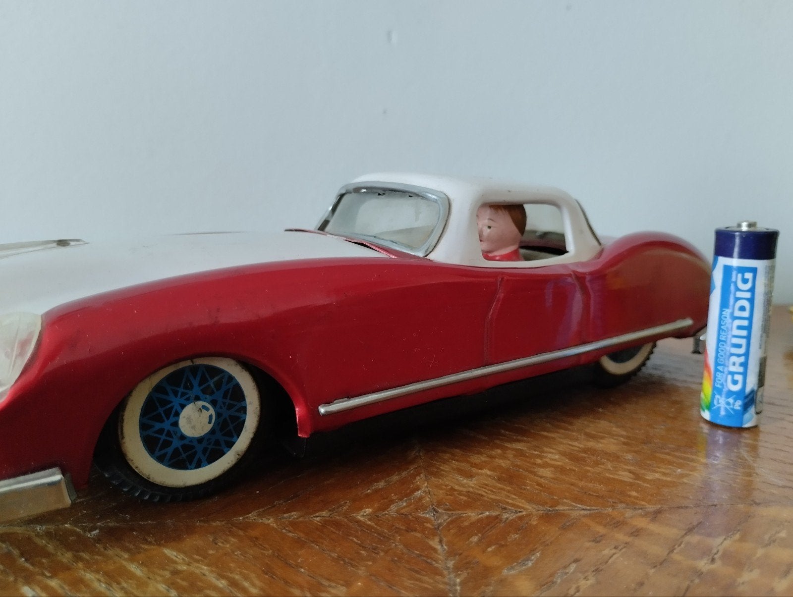 Vintage blikken auto, Hobby en Vrije tijd, Ophalen of Verzenden, Gebruikt, Overige merken
