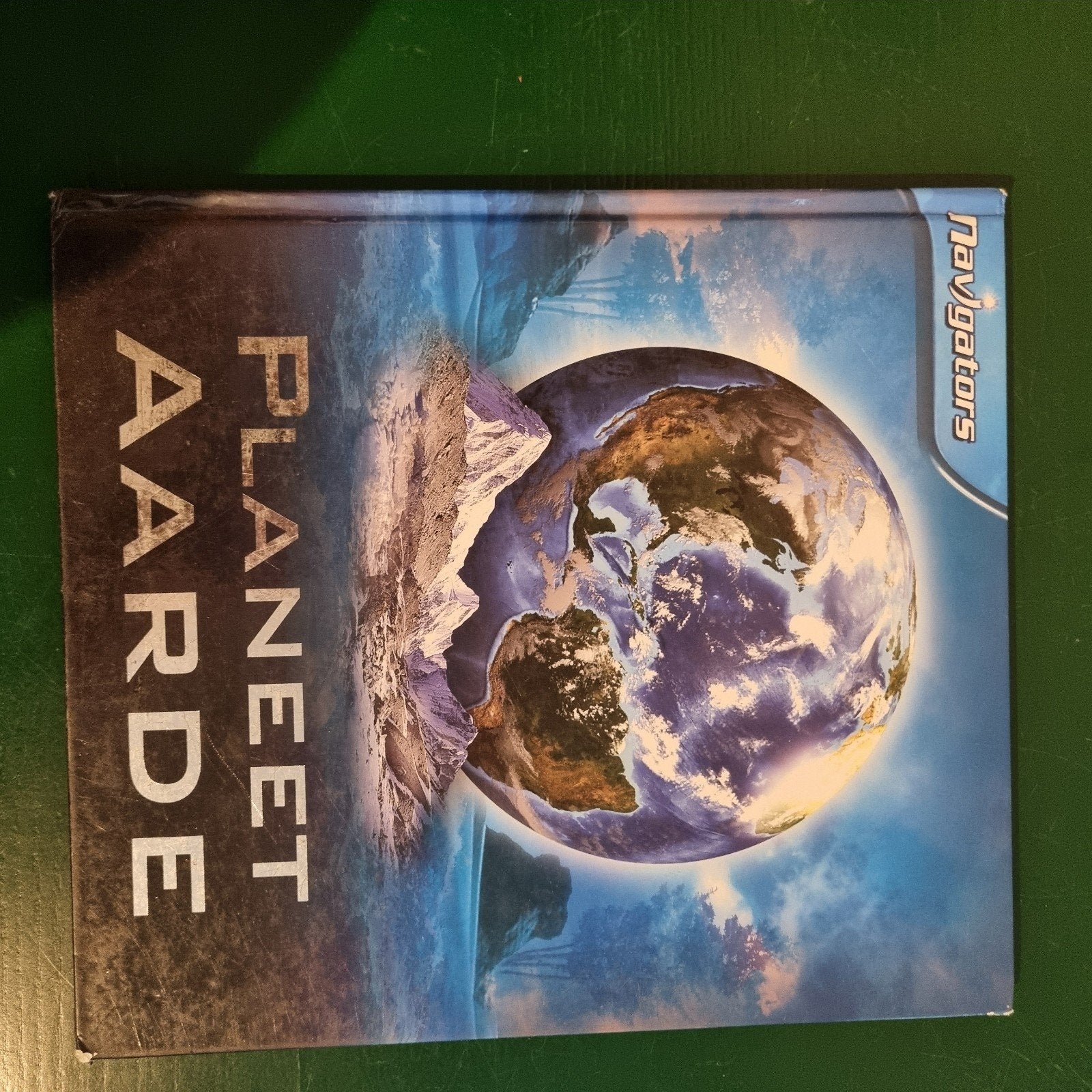 Navigators: Planeet Aarde - Ontdek de wereld, Boeken, Ophalen of Verzenden, Gelezen