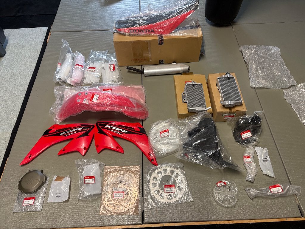 Honda CR 125/250 2002-2007 NOS onderdelen, Motoren, Ophalen of Verzenden, Nieuw
